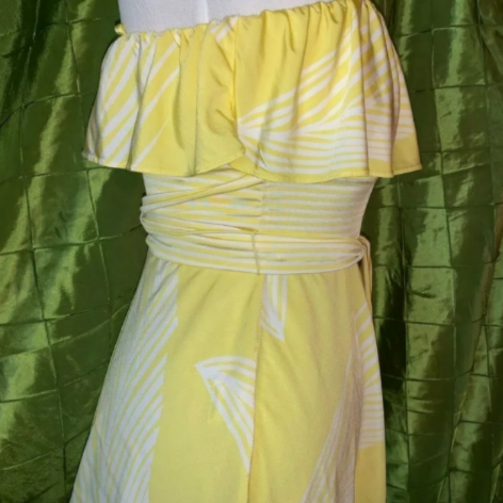 BCBG Strapless Tube Top Palm Leaves XS yellow White - Picture 2 of 5